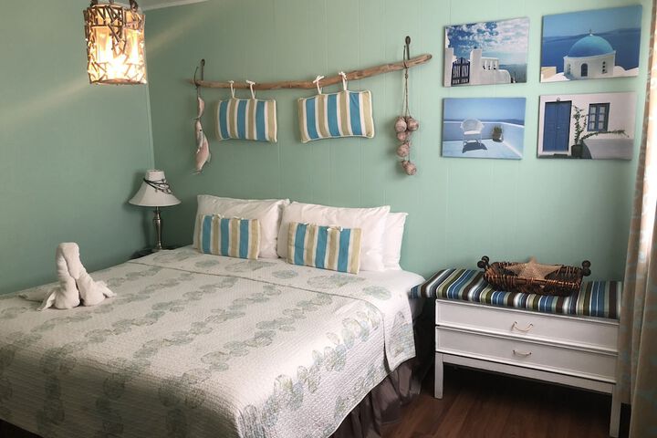 Room 4 of 30