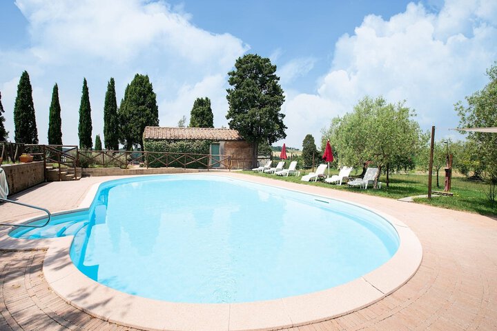 Pool 60 of 119