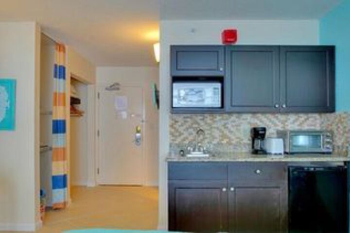 Room 18 of 24