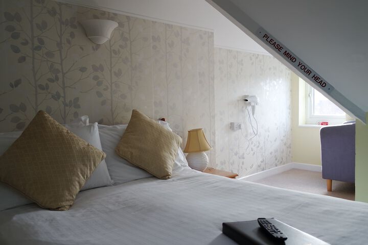 Room 38 of 160