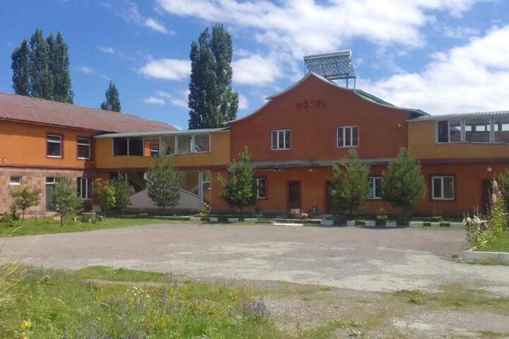 Sevan Garden Complex