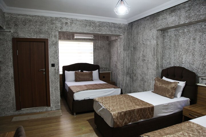 Room 7 of 43