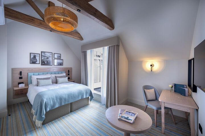 Room 4 of 45