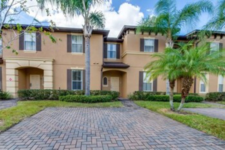 Amazing Townhome! - Regal Palms - 537MA