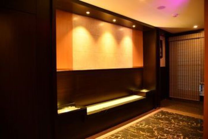 Ballroom/Hall 21 of 30