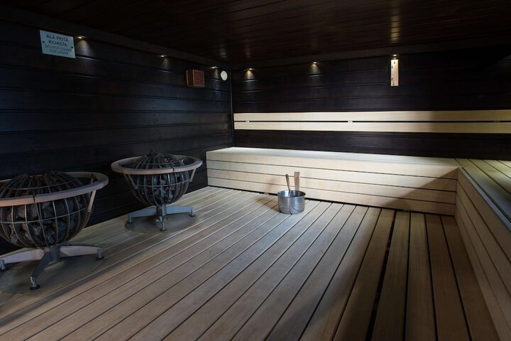 Spa 44 of 62