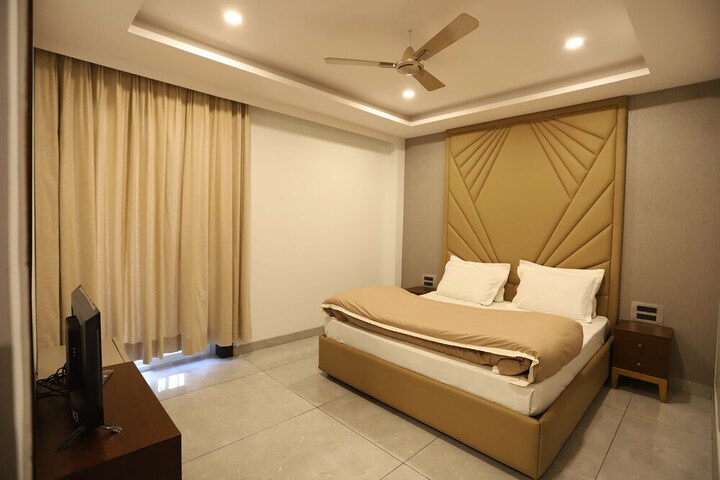 Room 16 of 58