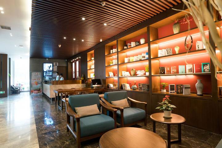 Starway Hotel Nanchang Zhenxing Avenue Metro Station