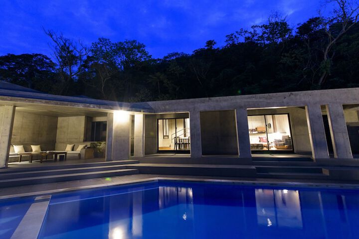 Pools & Facilities