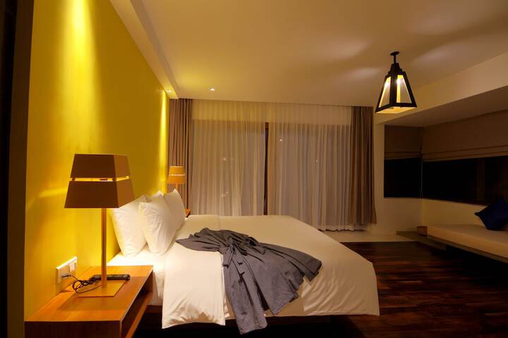 Room 16 of 169