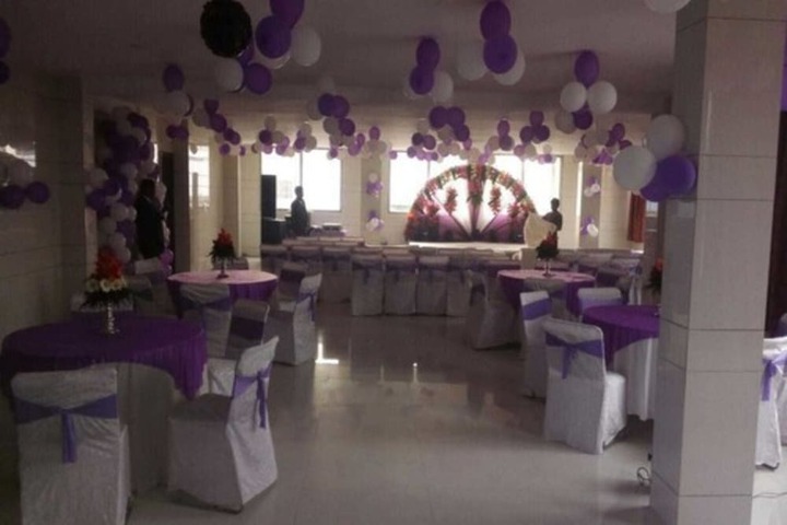 Ballroom/Hall 19 of 25