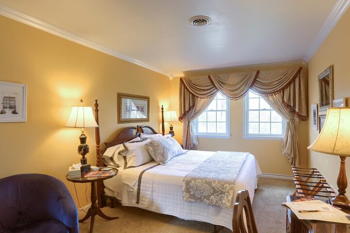 Room 28 of 116