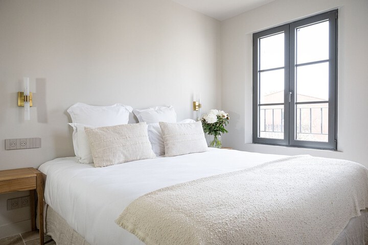 Room 8 of 55