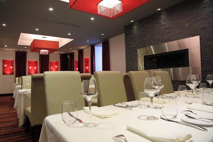 Ballroom/Hall 55 of 65