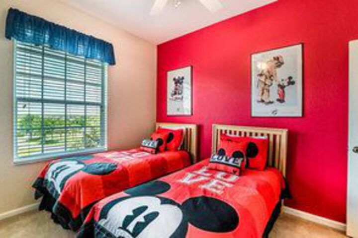 Room 2 of 11