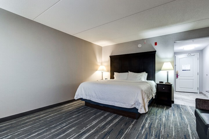 Room 25 of 67
