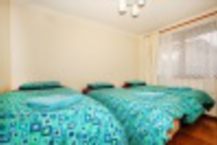Room 64 of 96