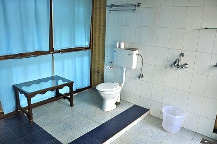 Bath Interior