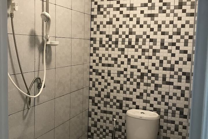 Room 17 of 21