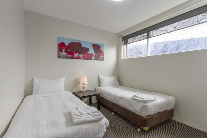 Room 12 of 35