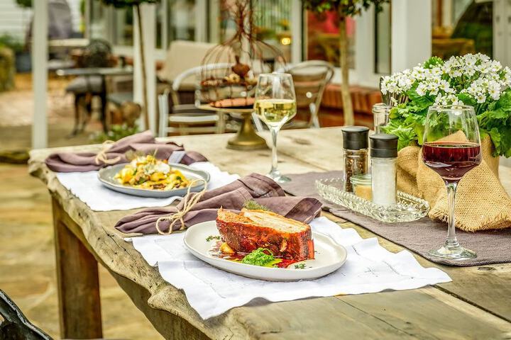 Breakfast/Coffee Service 37 of 60