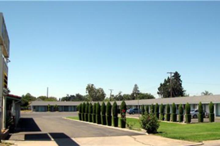 Exterior of VIKING MOTEL