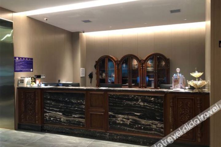 Hotel Interior 11 of 22