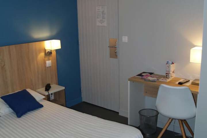 Room 18 of 38