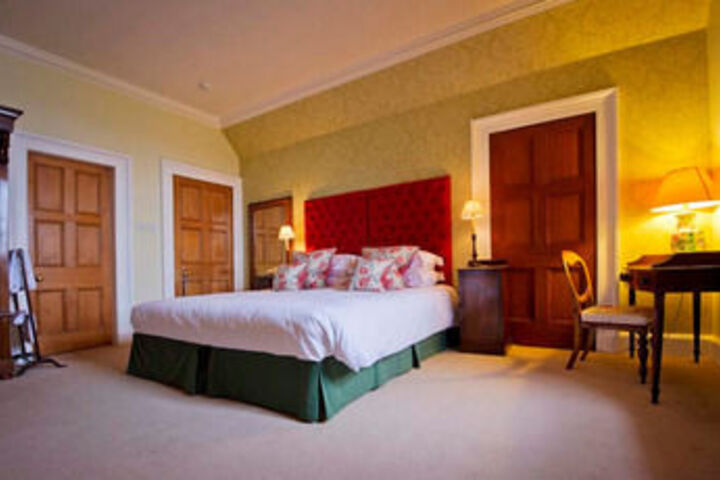 Room 15 of 44