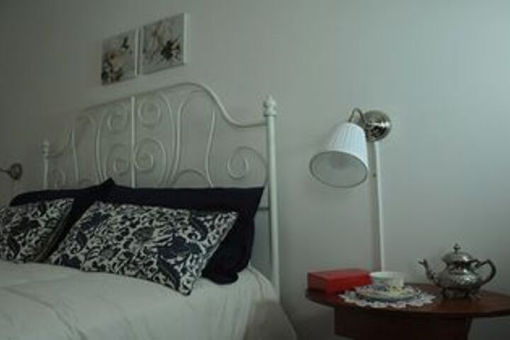 Room 10 of 29