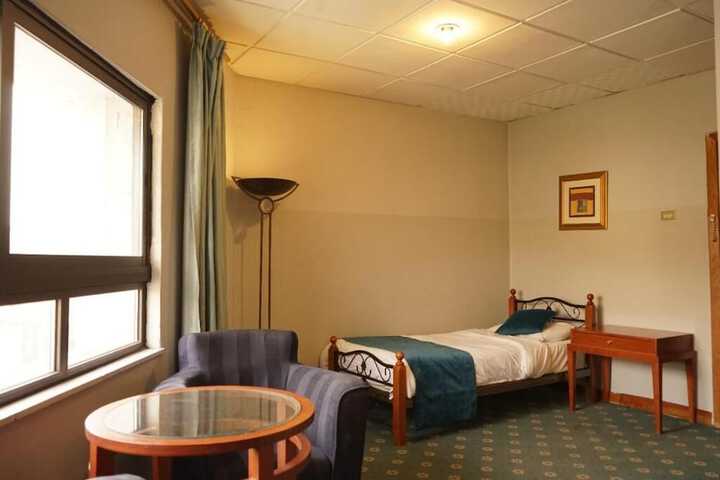 Room 2 of 49