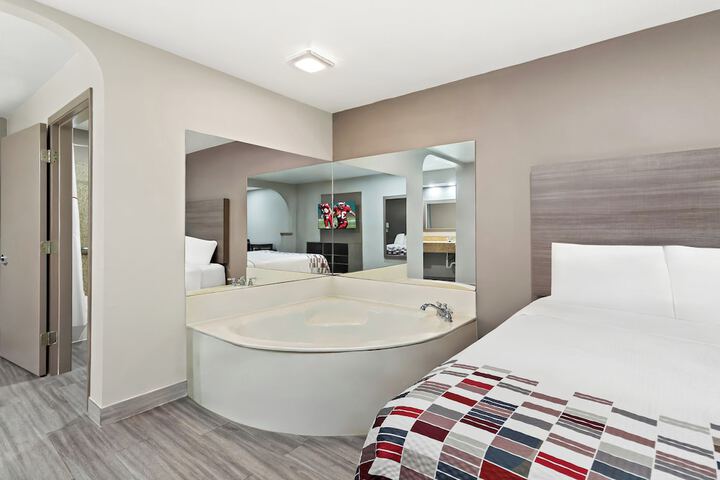 Jetted tub