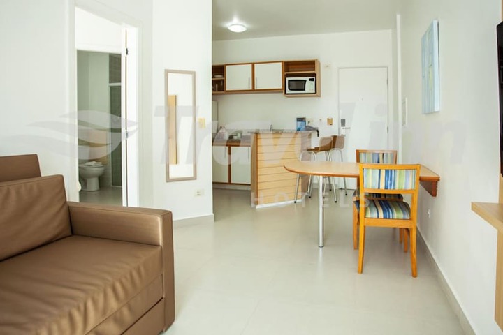 Room 13 of 35