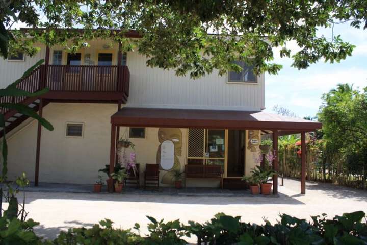 Hotel 2 of 117