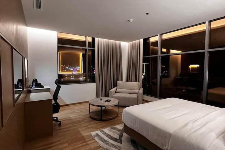 Elegant Hotel