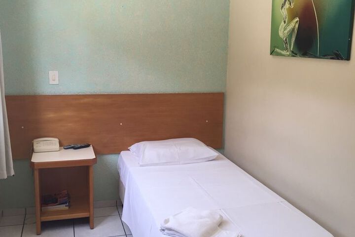 Room 18 of 30