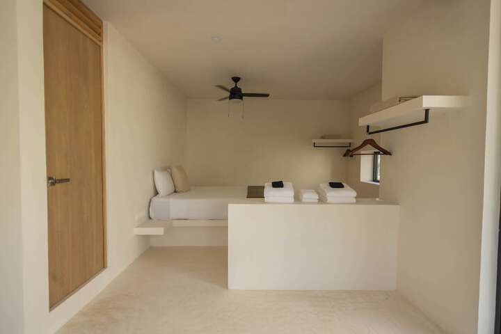 Room 12 of 75