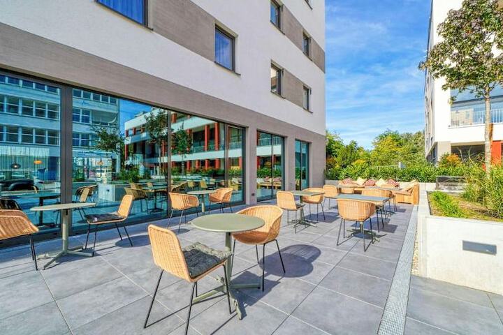 Terrace/Patio 31 of 32