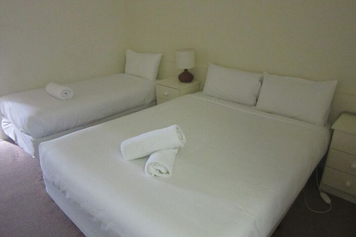 Room 9 of 89