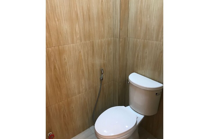 Room 28 of 42