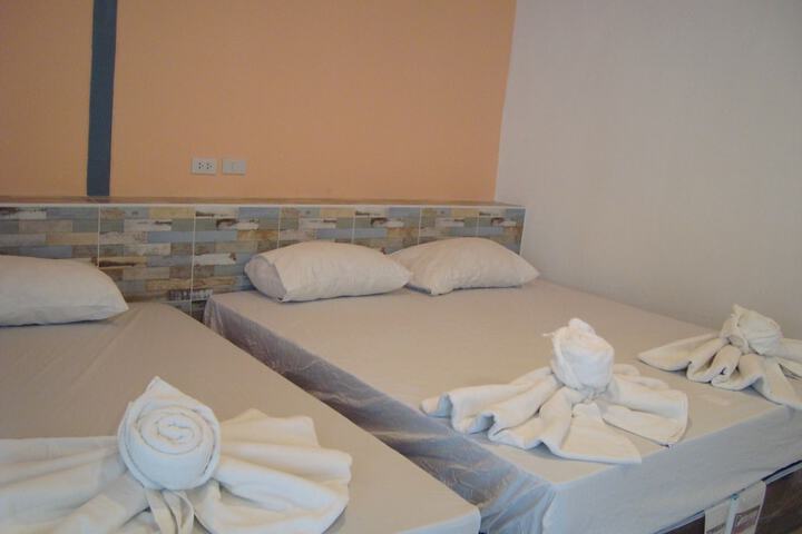 Room 32 of 86