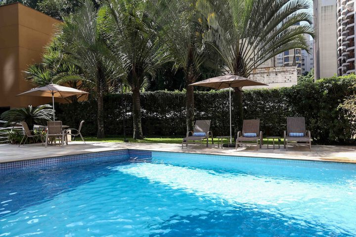 Hotel Pool