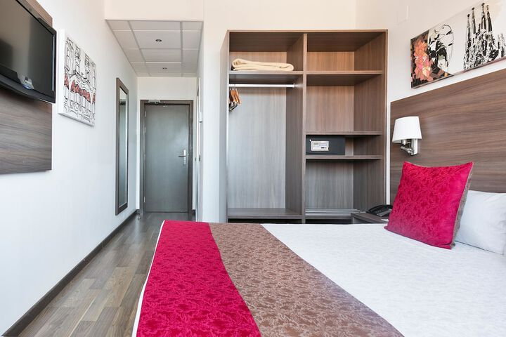Room 21 of 74