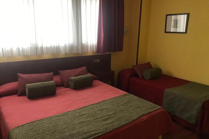 Room 3 of 21