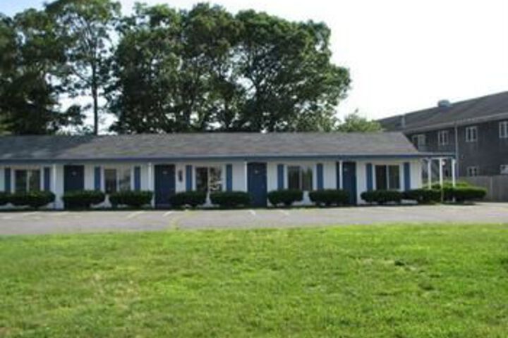 Hotel 7 of 28