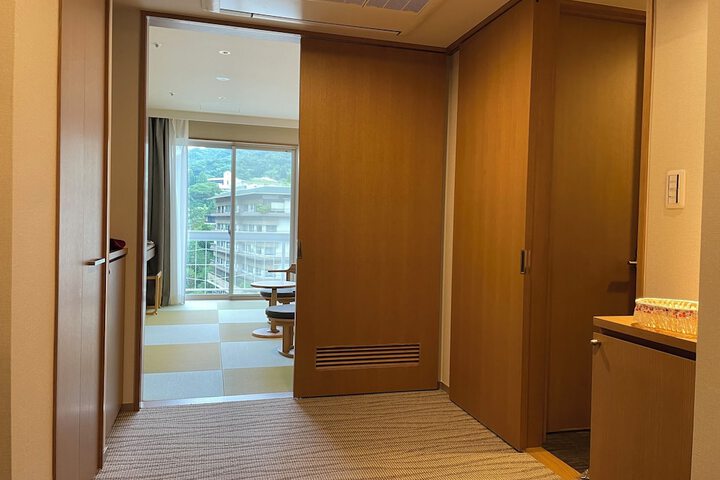 Room 17 of 43
