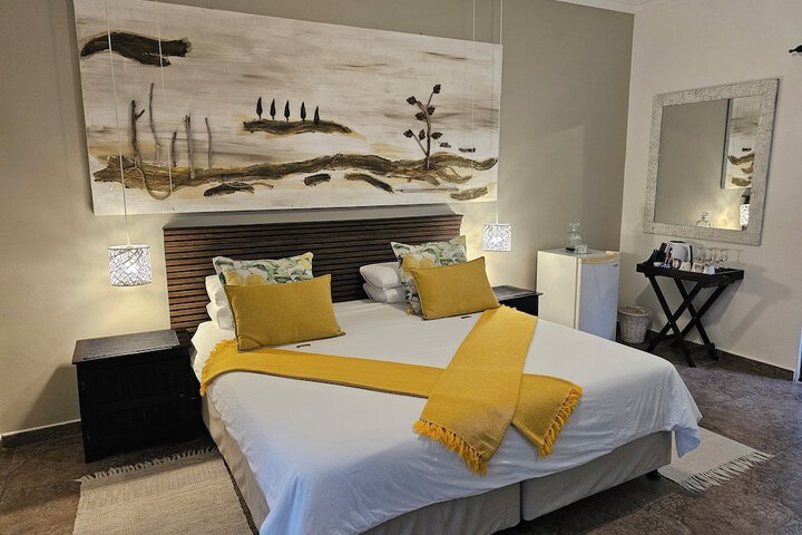 Room 16 of 181