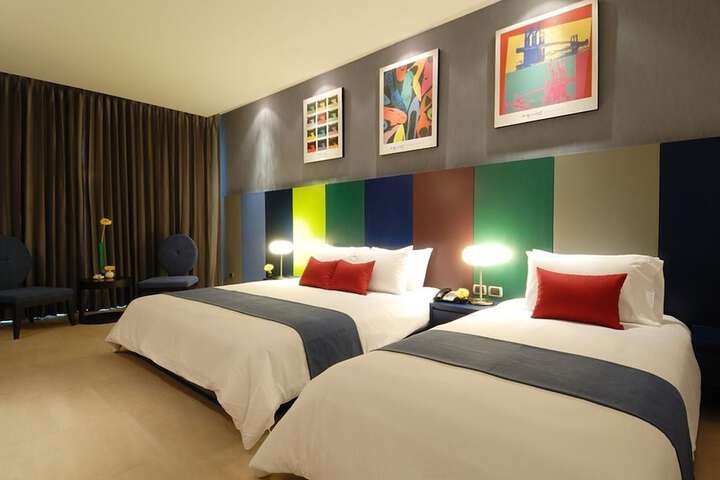 Room 37 of 168