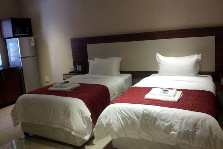 Room 15 of 53