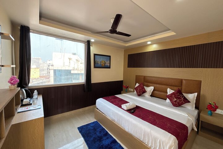 Room 42 of 111
